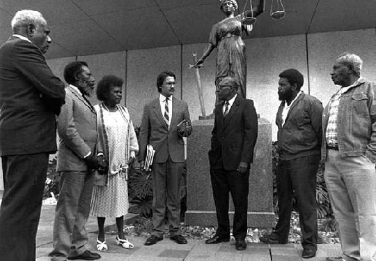 Bryan Keon-Cohen with Mabo Case plaintiffs, 1989